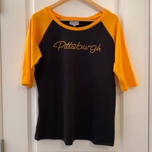 Black & Yellow Embellished Pittsburgh T-shirt, Covers Sports Teams, XL